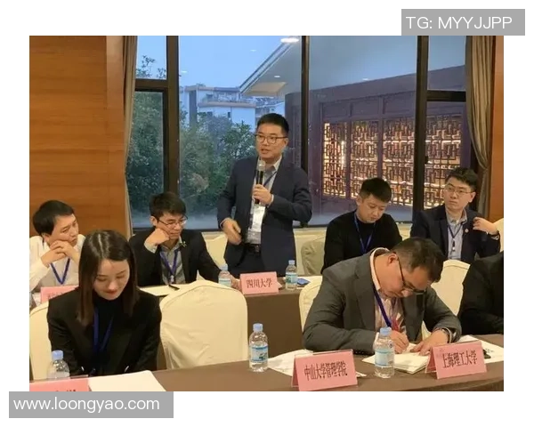 韩硕：从职场新秀到行业领军人物的成长之路与成功秘诀解析